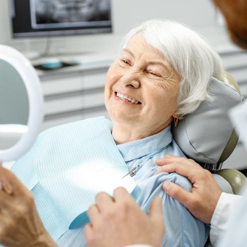 Implant-supported dentures in Danforth